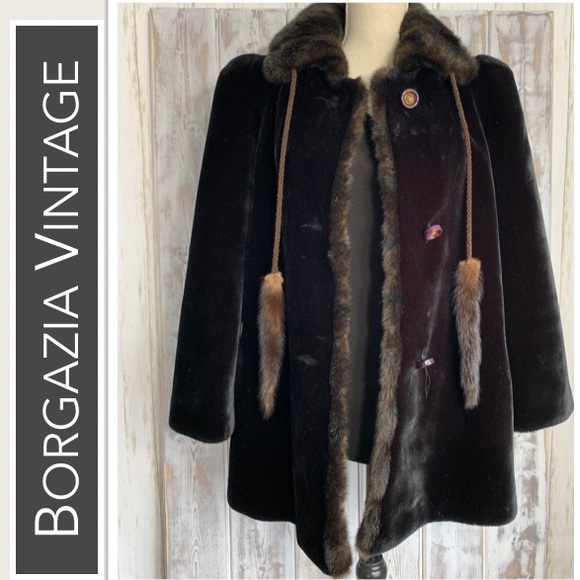Borgazia Vintage Faux Fur Car Coat EUC - Picture 6 of 8